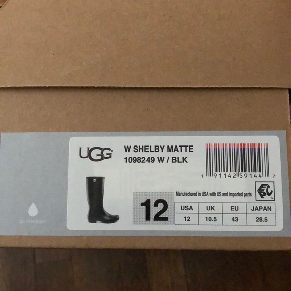 Matte Shelby Rainboot by Ugg - Picture 6 of 6